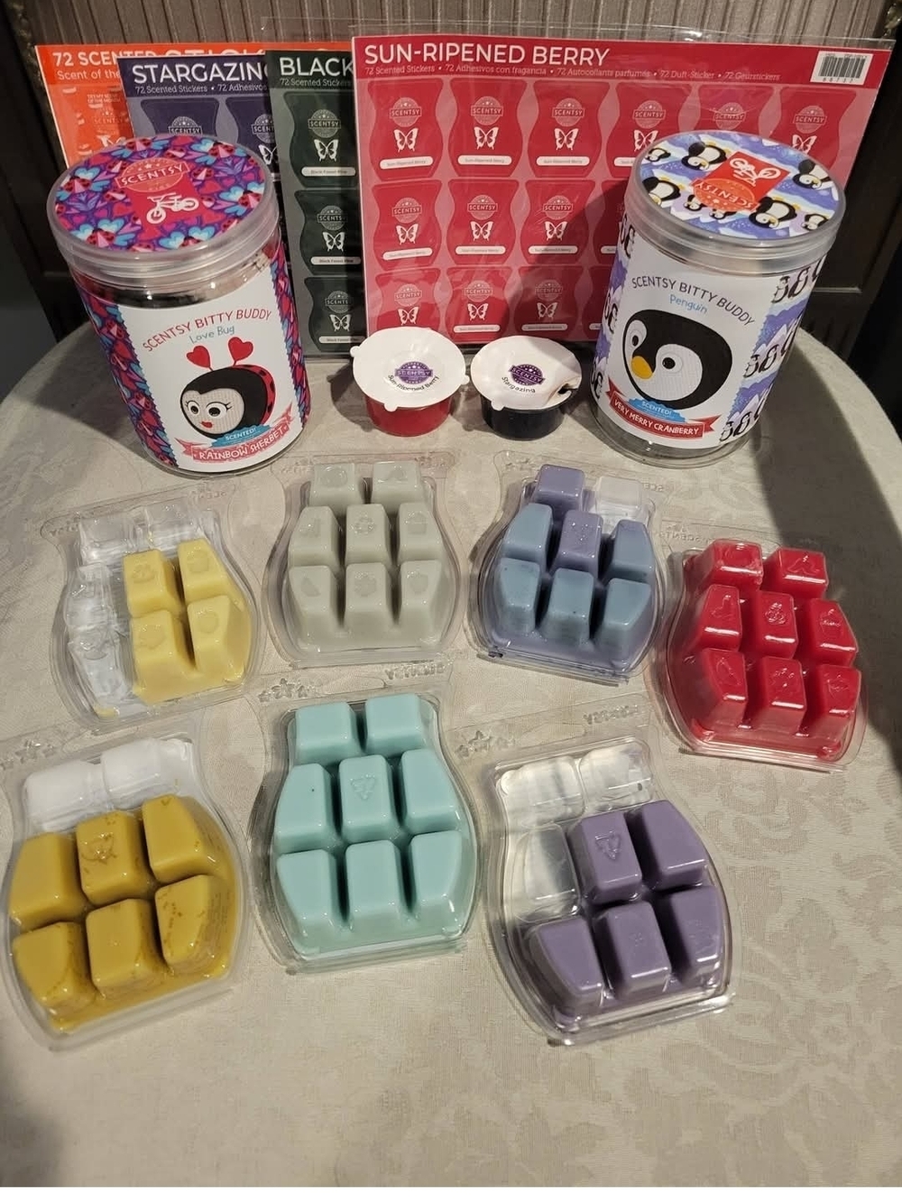 Scentsy Lot   Assorted Wax Bars & Bitty Buddies - Picture 2 of 2